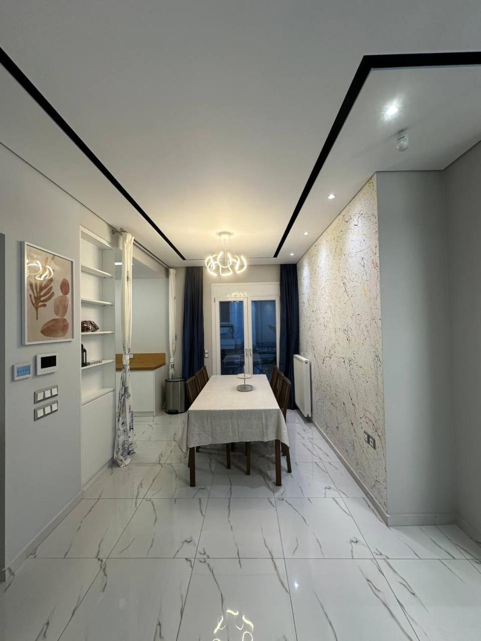 Warm And Modern Brand New Apartment Pireus Exteriér fotografie
