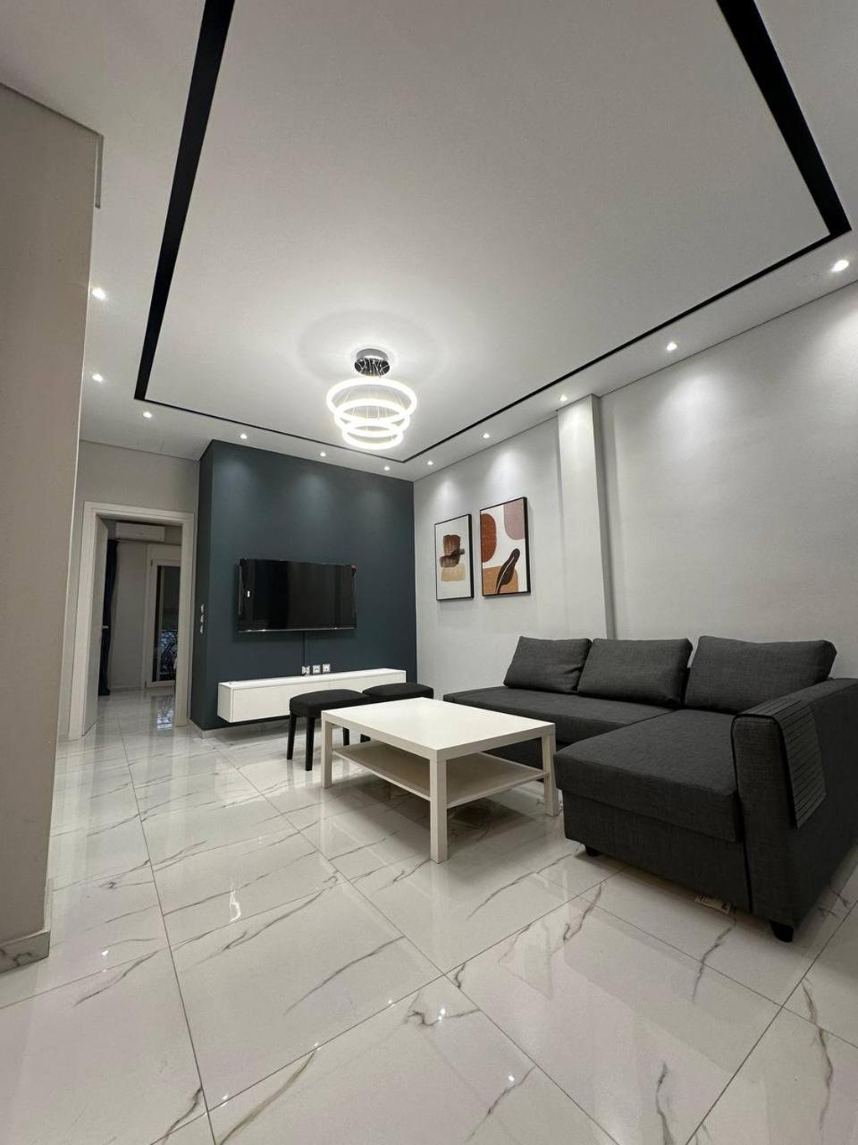 Warm And Modern Brand New Apartment Pireus Exteriér fotografie